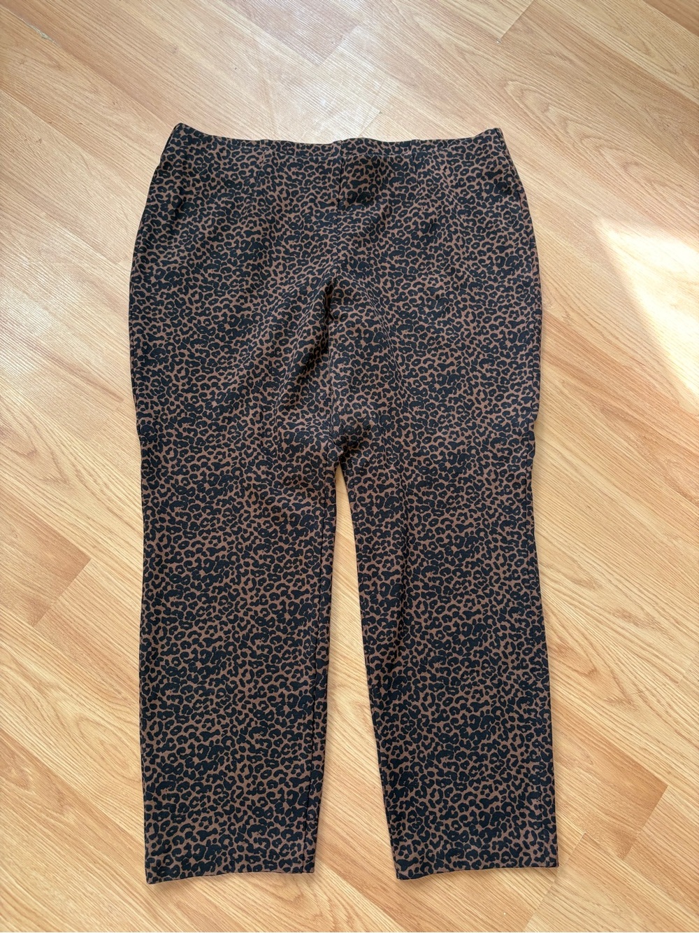 TanJay Leopard Print Pants in Brown Black Sz L petite Mobwife animal print
